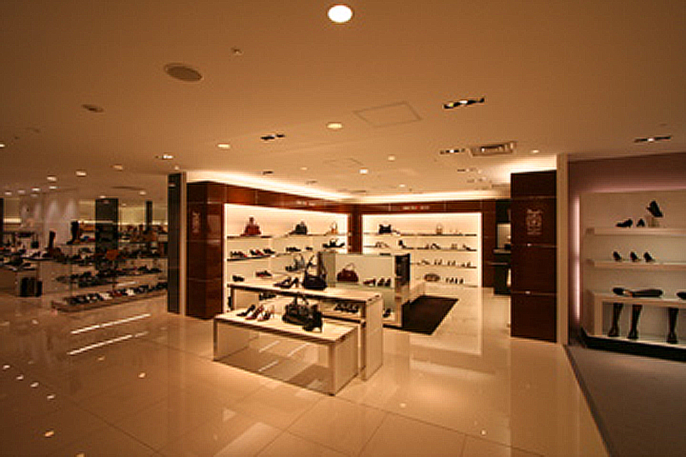 Bruno Magli 新宿小田急/ブルーノマリ 新宿小田急/店舗設計・ショップデザイン:洋服・ファッションブランド