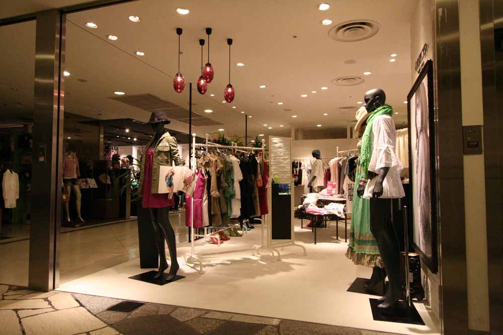 DRWCYS 新宿ルミネ/ドロシーズ 新宿ルミネ/店舗設計・ショップデザイン:洋服・ファッションブランド