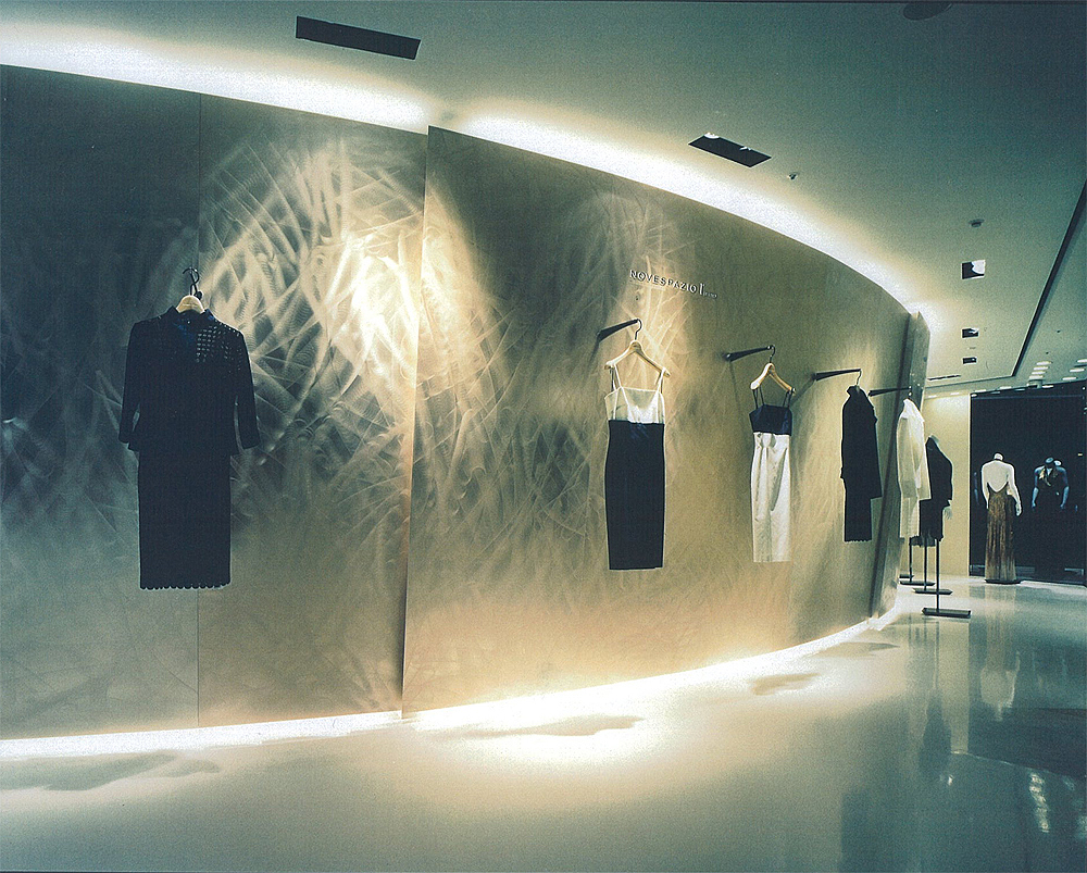 NOVE SPAZIO 六本木ヒルズ/ノーベスパジオ 六本木ヒルズ/店舗設計・ショップデザイン:洋服・ファッションブランド