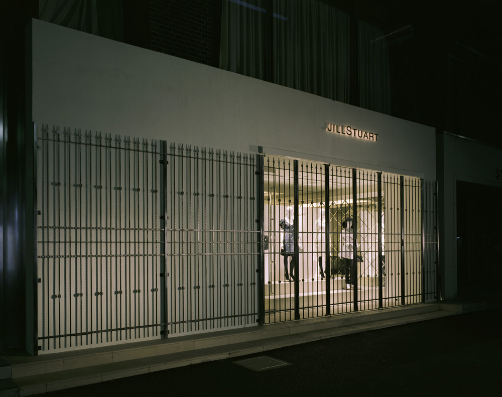 JILL STUART 有楽町路面店/ジルスチュアート 有楽町路面店/店舗設計・ショップデザイン:洋服・ファッションブランド