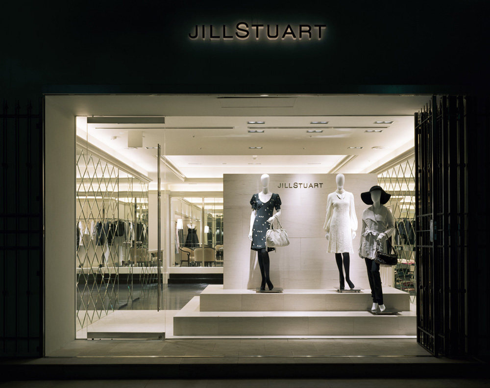 JILL STUART 有楽町路面店/ジルスチュアート 有楽町路面店/店舗設計・ショップデザイン:洋服・ファッションブランド