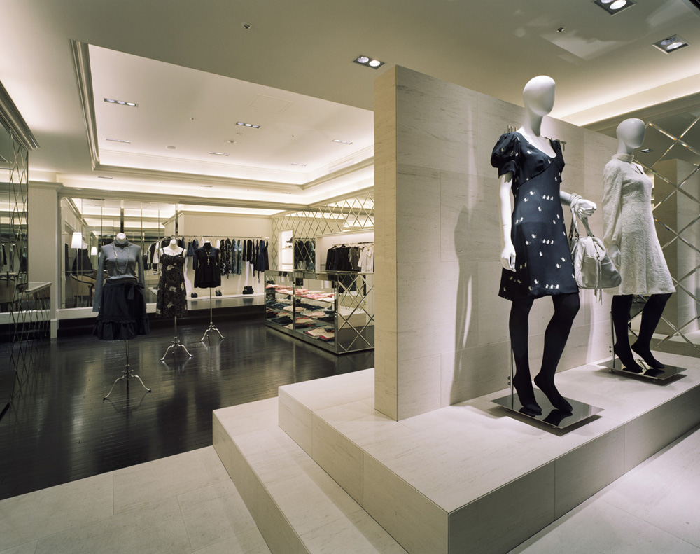 JILL STUART 有楽町路面店/ジルスチュアート 有楽町路面店/店舗設計・ショップデザイン:洋服・ファッションブランド